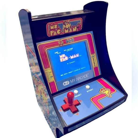 My Arcade Ms. Pac-Man Micro Player Pro 6.75" Mini Arcade Machine Video G… - Picture 6 of 7